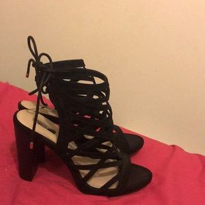 Jenifer Lopez heels never worn!